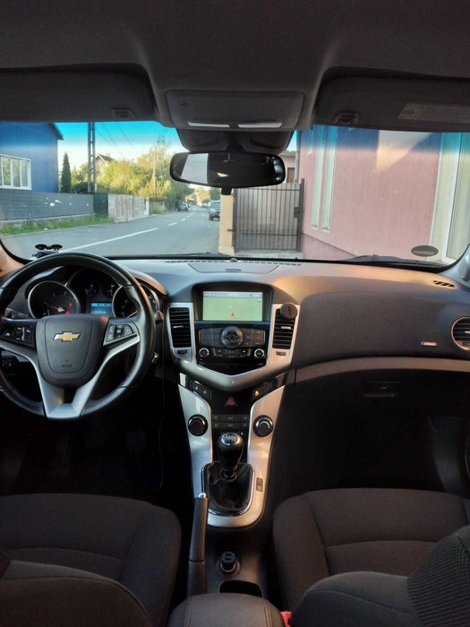 Chevrolet   Cruze