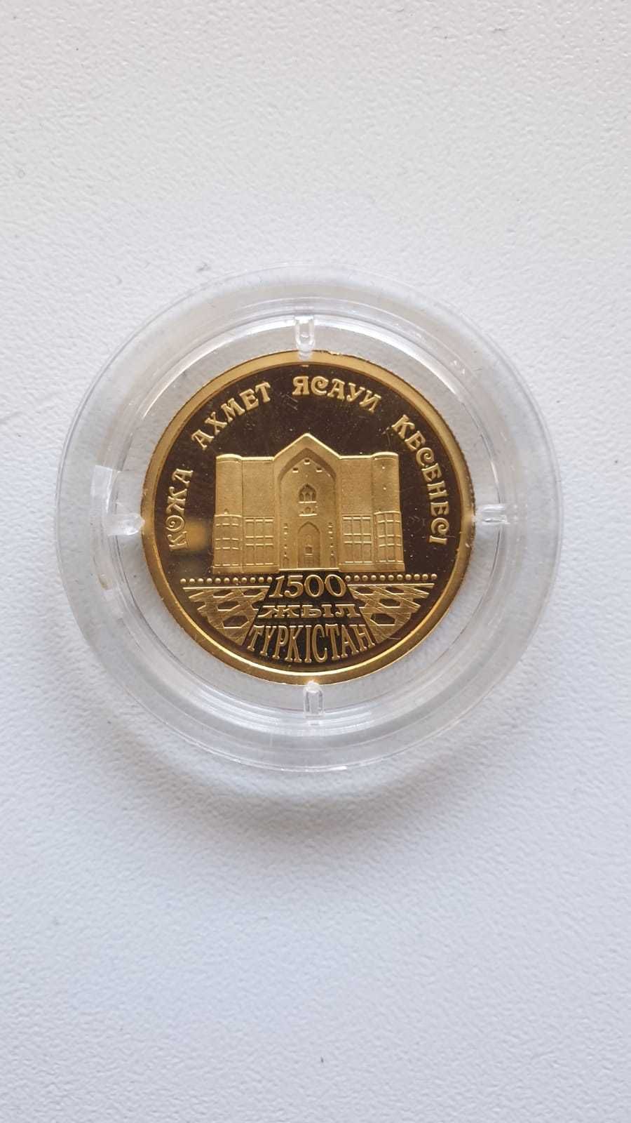 золотая монета Туркестан