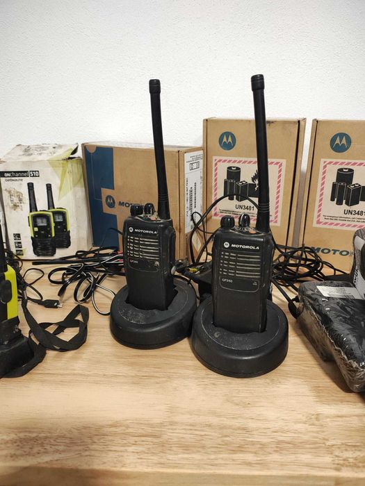 Set de 11 statii radio, Motorola + Geonaute