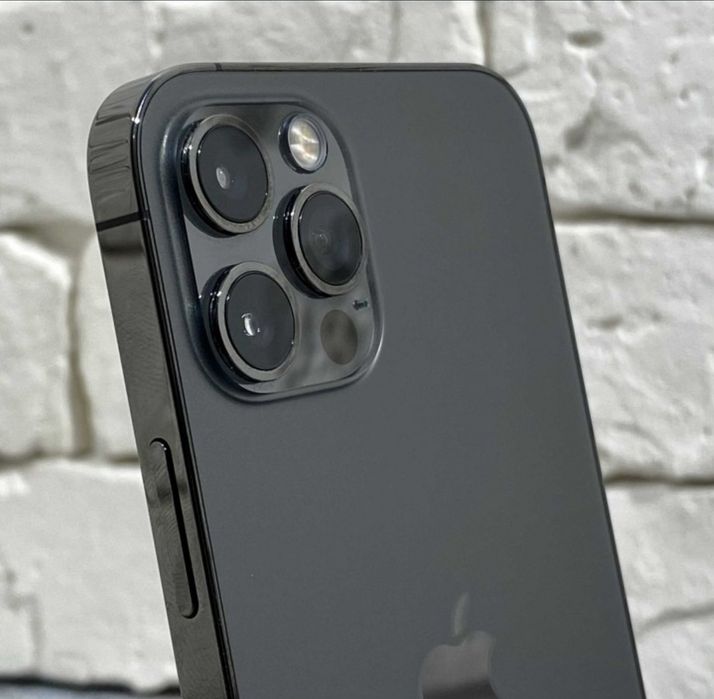 Iphone 12 Pro в идеальном состоянии