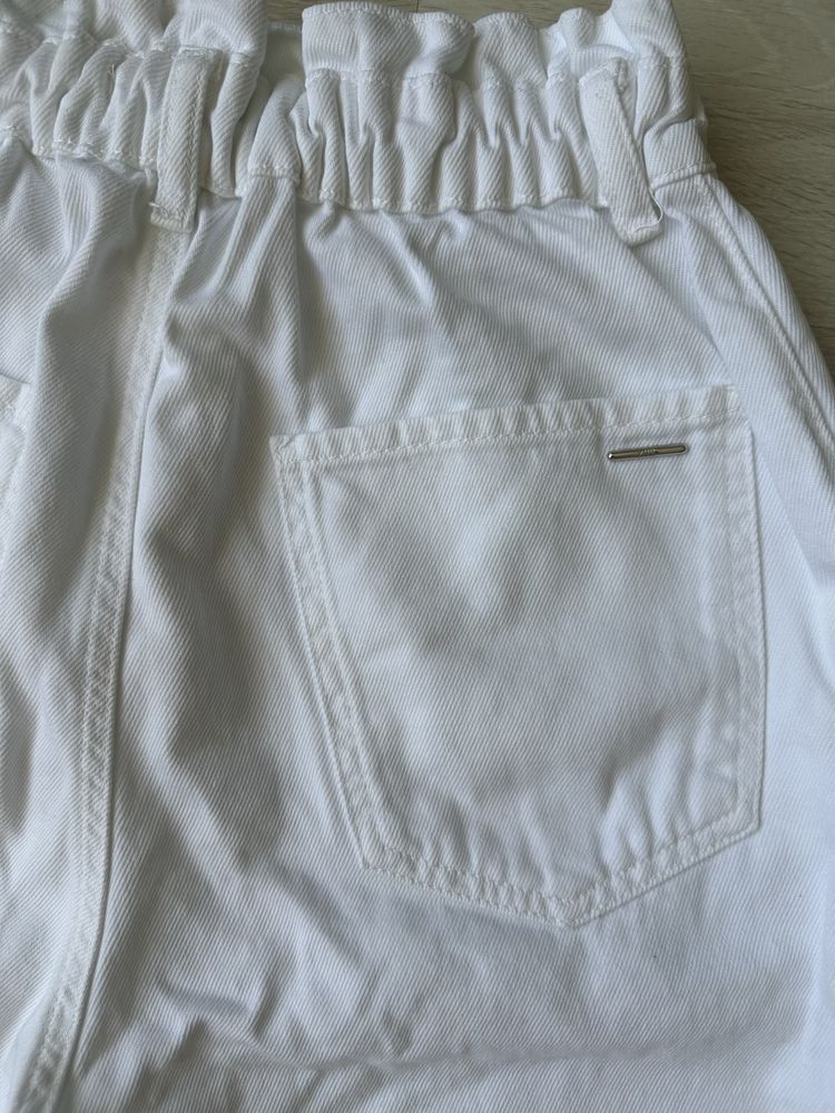 Чисто нови дънки ZARA