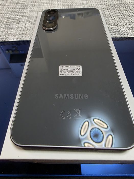 SAMSUNG  A 56 Чисто нов