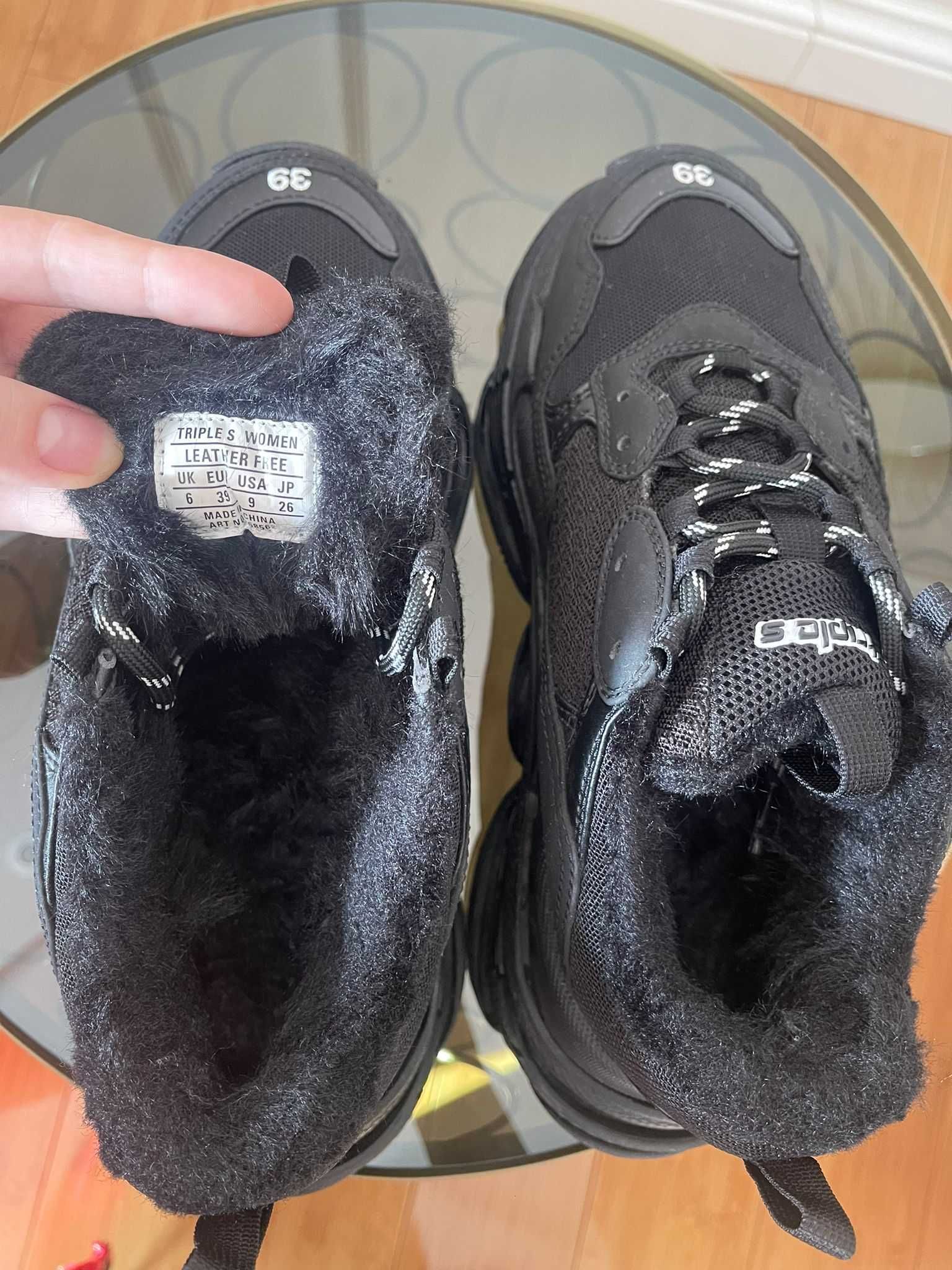 Sneakers Balenciaga Triple S originali