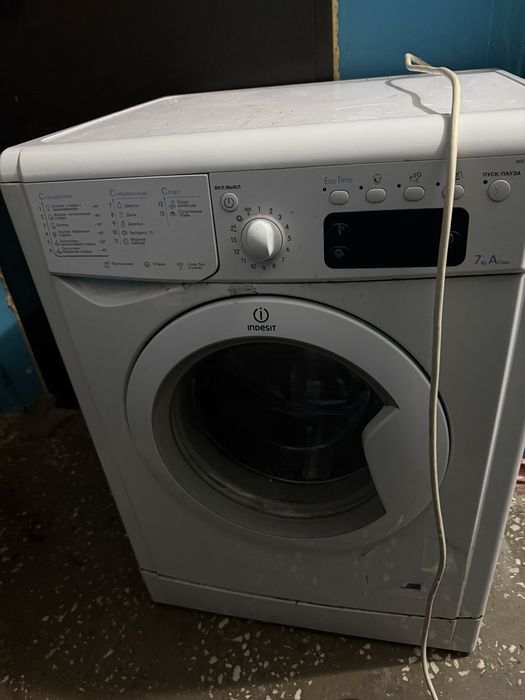 Продам стиральную машину