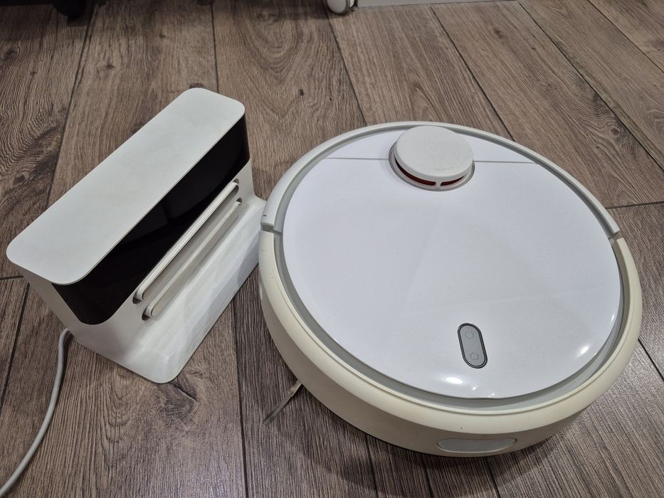 Xiaomi Mi Robot Vacuum робот-пылесос