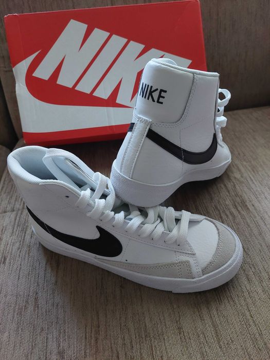 Кецове Nike Blazer mid