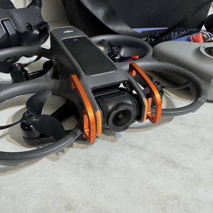 DJI AVATA 2 Fly more combo + Remote controller 3