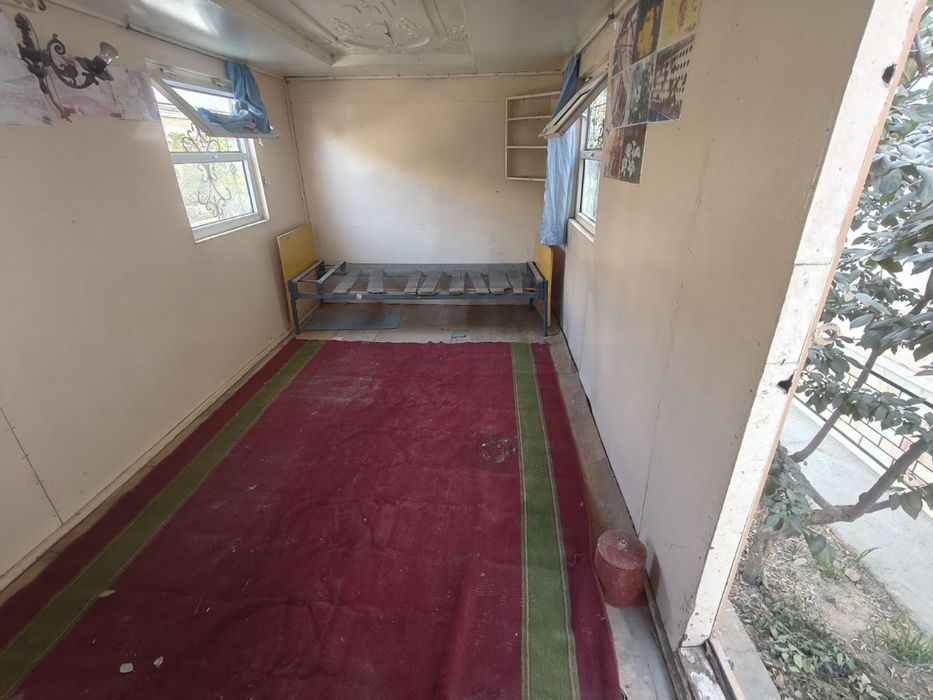 Vagon sotiladi holati yaxshi rasmda kurin turibdi