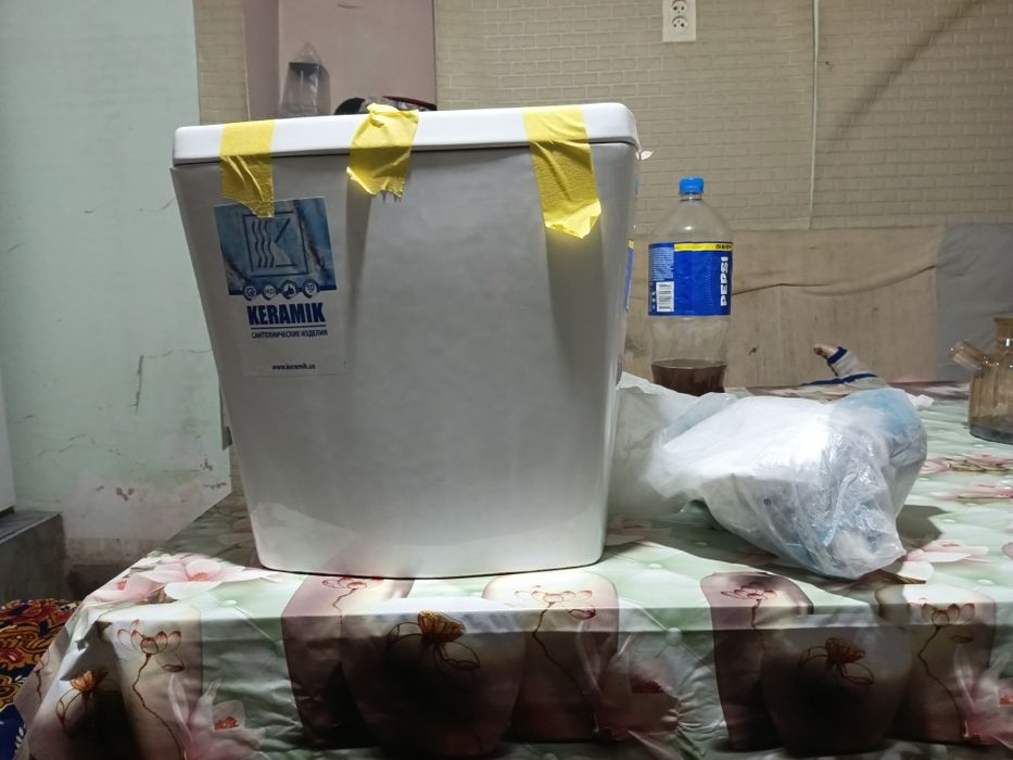 Унитаз бачок керамика янги механизими блан ишлатилмаган