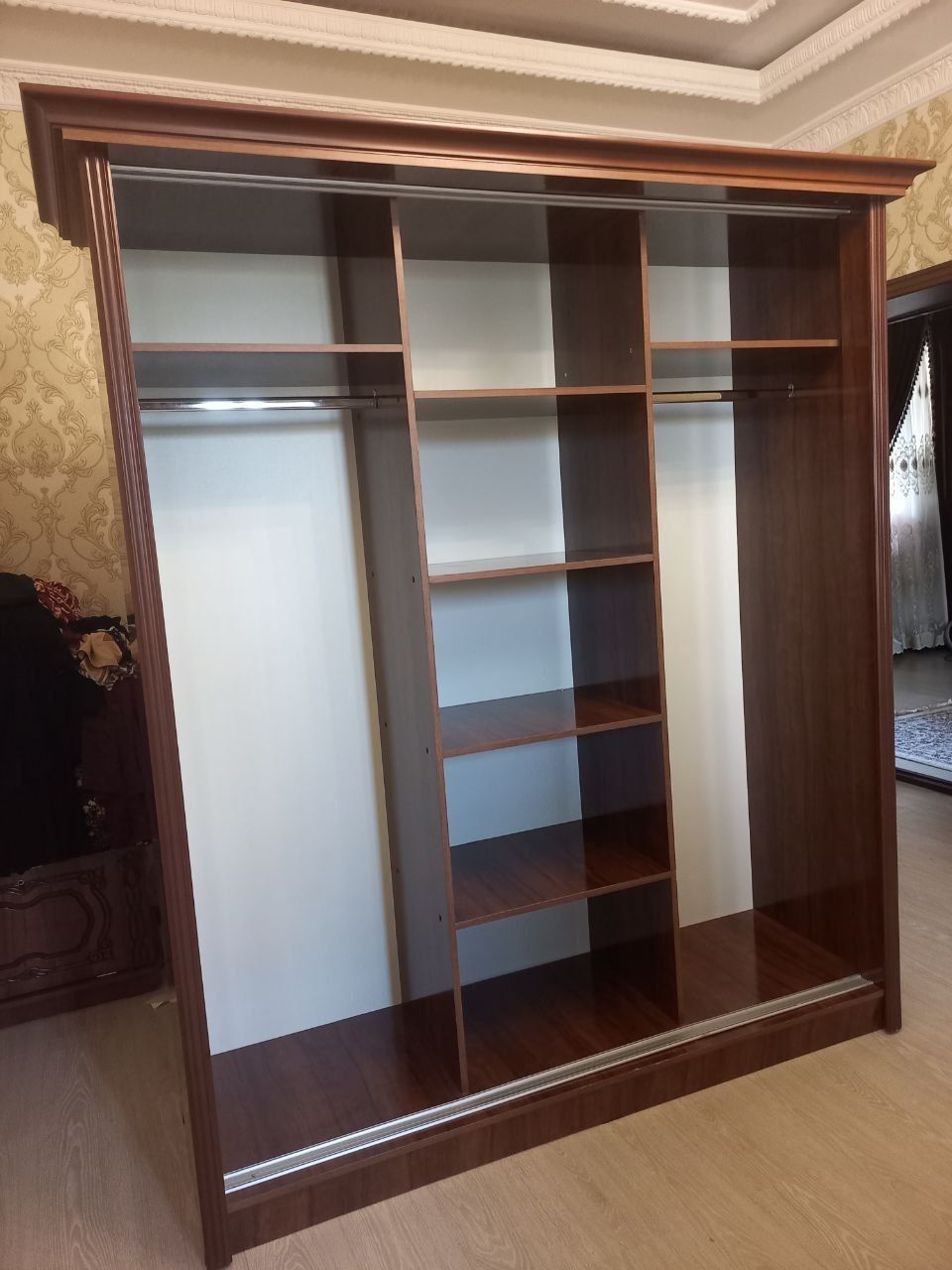 Купе шкаф продаётся  MDF