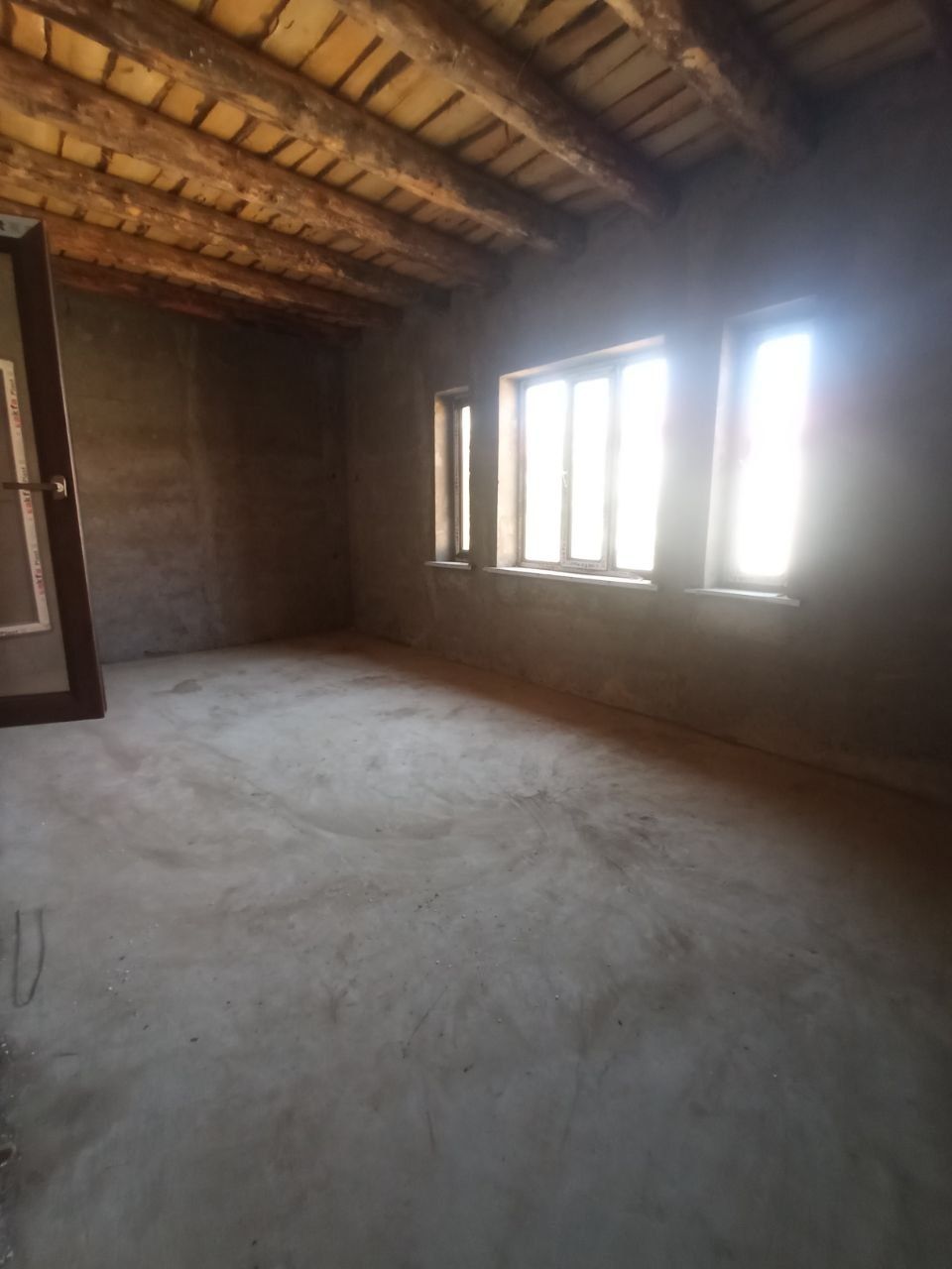 Dacha  sotiladi 8.22 sotok Bo’stonliq tumani, yangi ovul shaxardan 50k