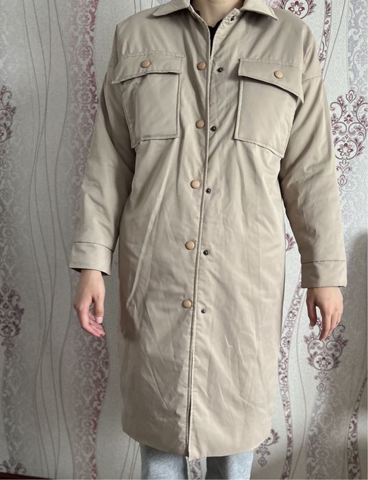 Продам новый плащ осенний весенний