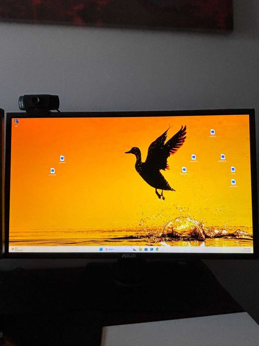 Sistem gaming complet + periferice