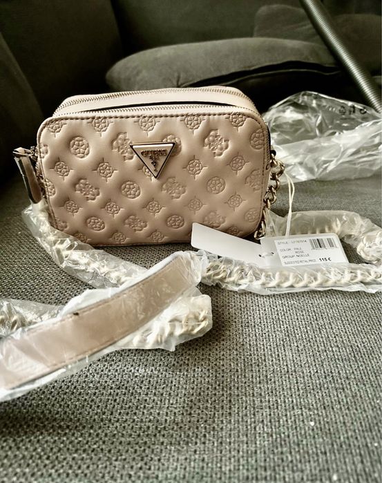 GUESS Чанта guess в розово