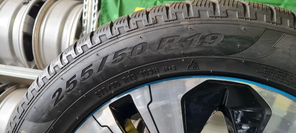 Set Roti Complete Mercedes EQC400/GLC R 19 Pirelli Scorpion Winter