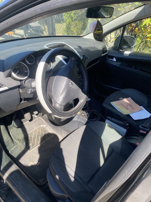 Пежо 207 с газова уредба