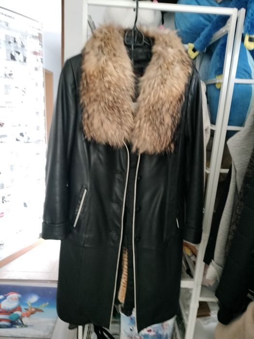 Palton de piele cu căptușeală de blana naturala