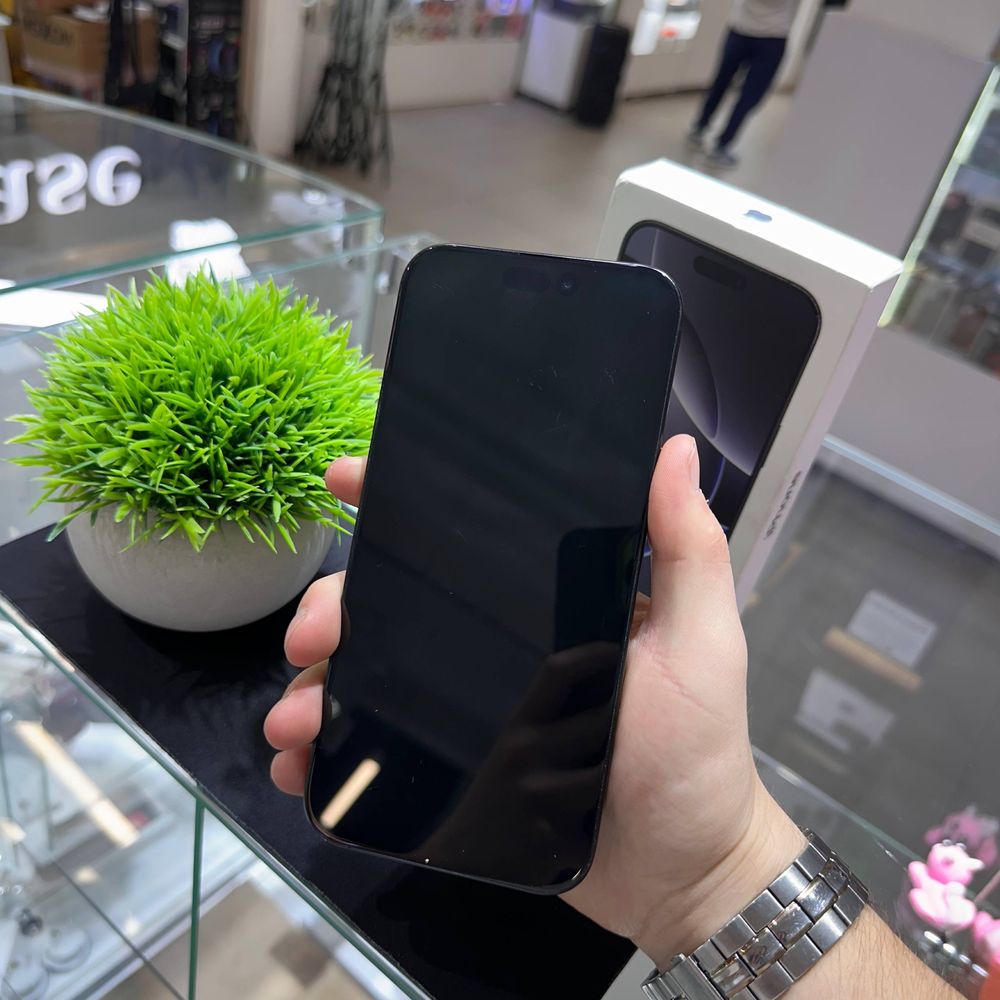 iPhone 16 Pro Max 256gb 100% | iStore