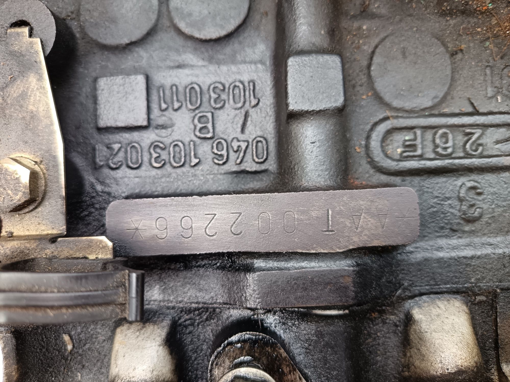 Двигател Audi 100