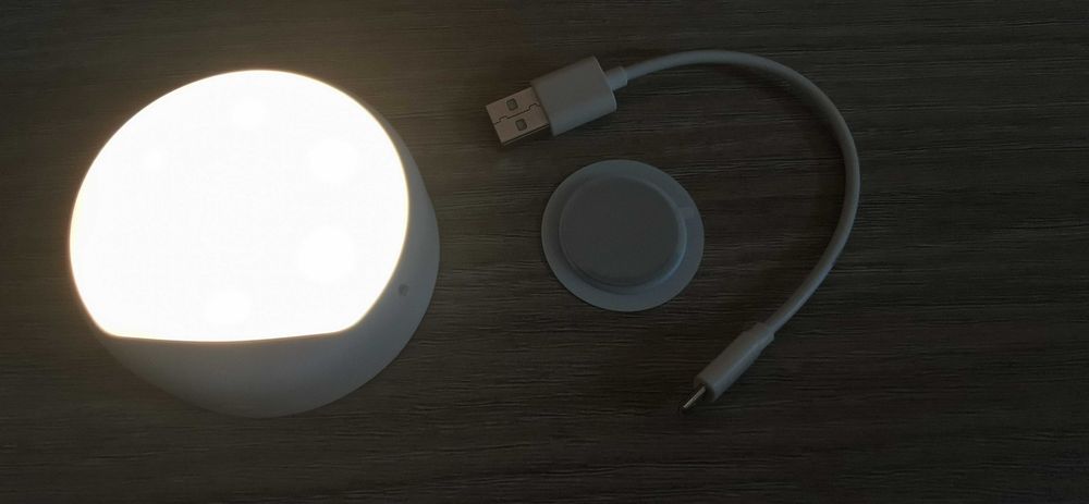 Lampa LED portabila Xiaomi Yeelight cu senzor miscare