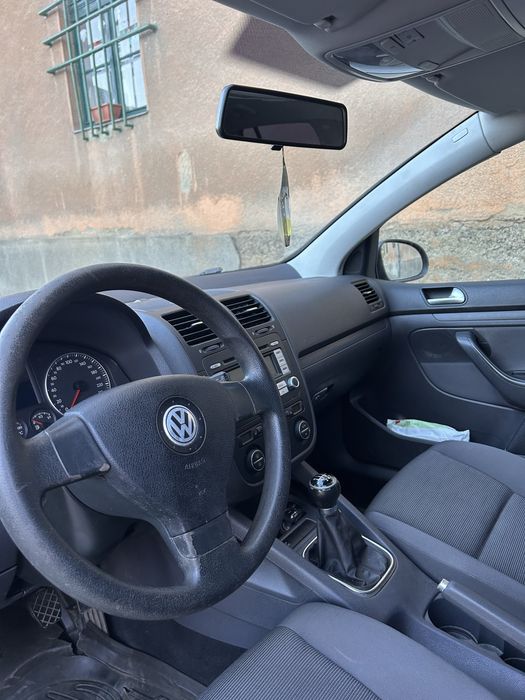 Volkswagen golf 5
