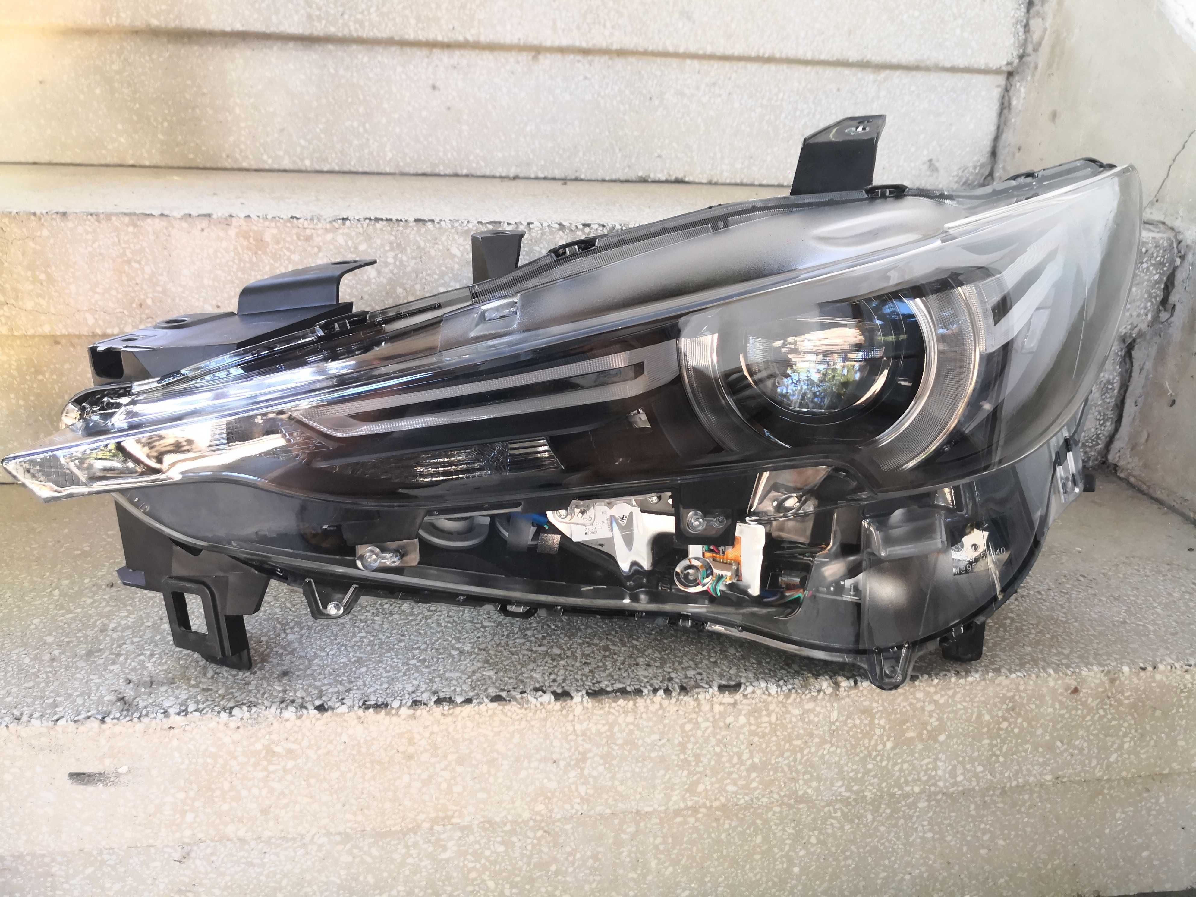 Фар Mazda CX5 FULL LED ляв/Фар Мазда ЦХ5 LED Оригинален