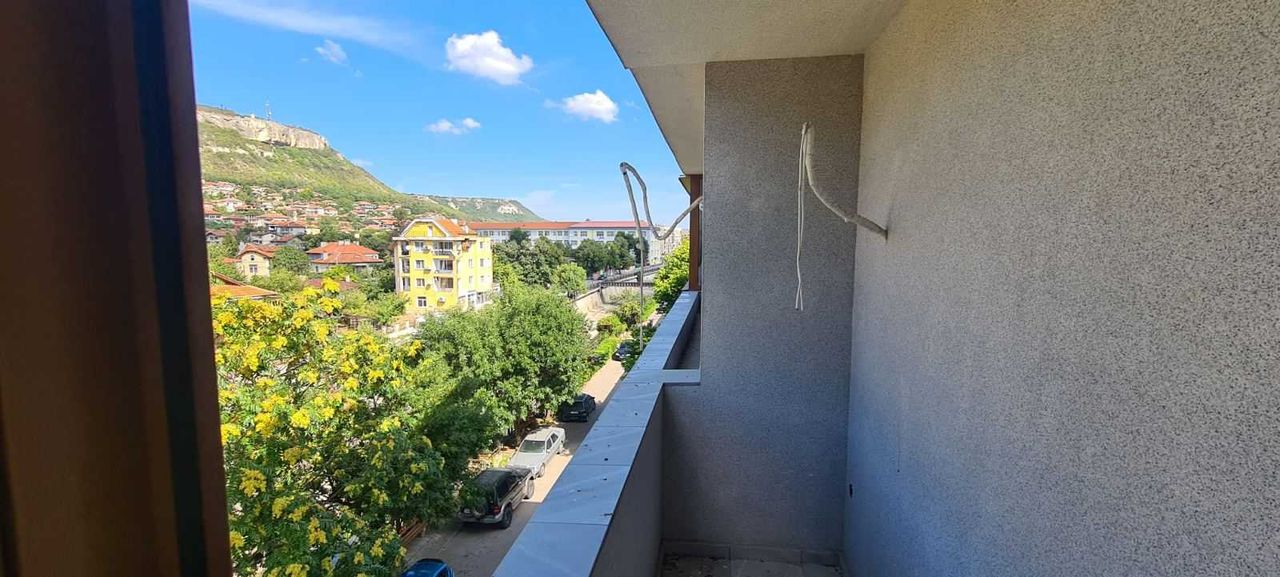 Продава се Четиристаен апартамент в Провадия - 140 кв.м за 858 €/кв.м - Снимка #9