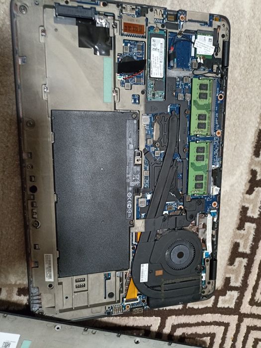 laptop hp zbook pentru piese sau rescris bios