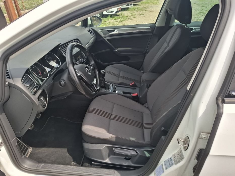 Vw Golf VII 2.0L 150cp/Navigatie/Scaune incalzite/Credit/Garanție