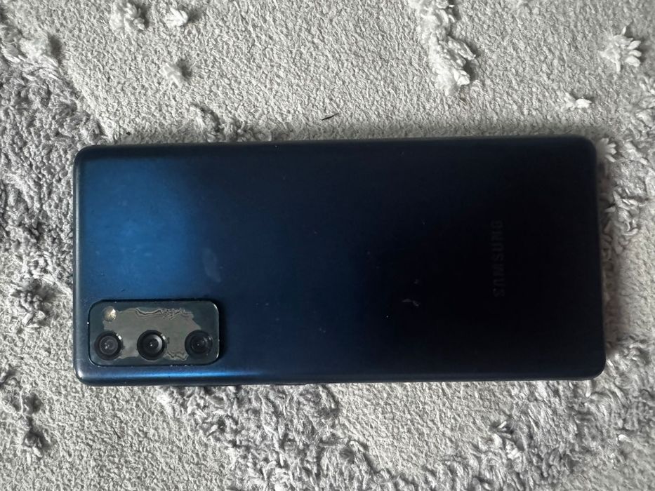 Samsung S20 FE .