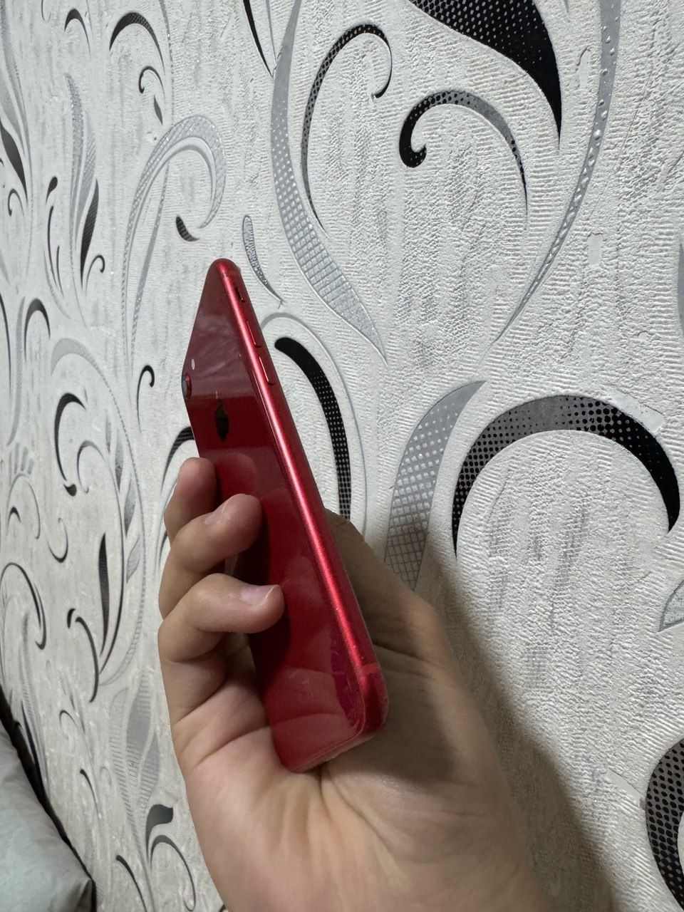 IPhone 8 (product red)