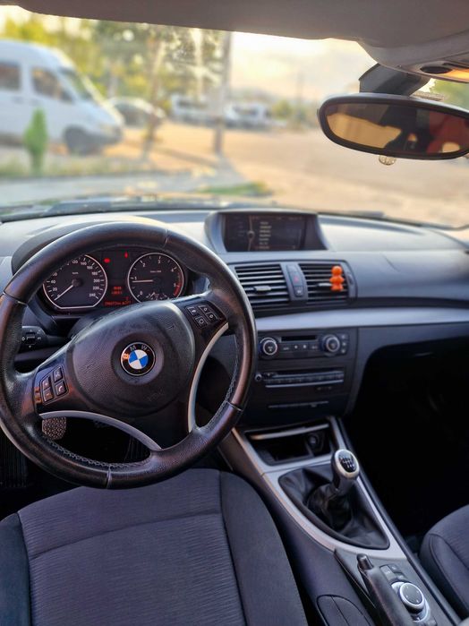 BMW 118 2.D 2009г