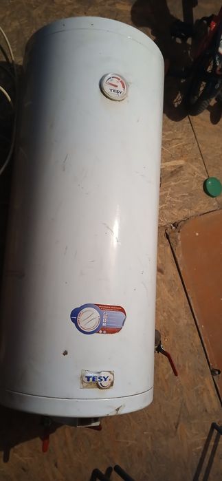 Бойлер 120 л продам