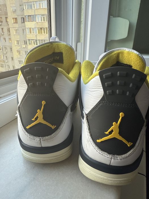 jordan 4 retro sulfur