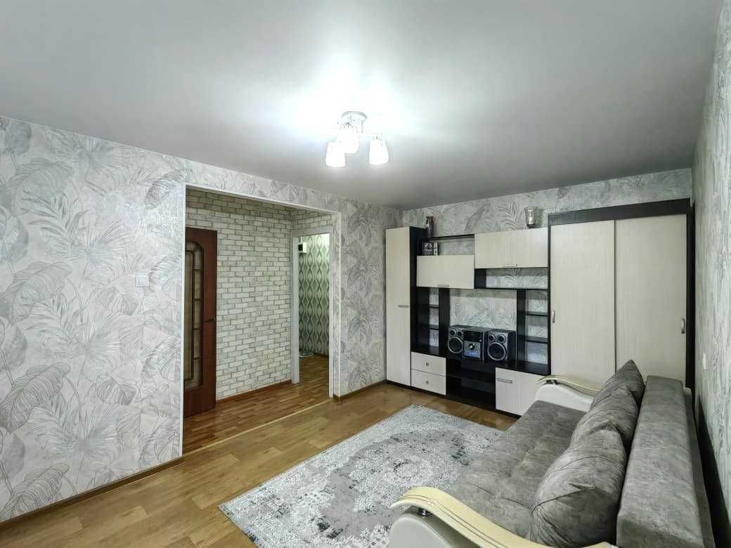 Светлая и теплая 2-комнатная 47м², Майкудук 12 мкр-он дом 17 (Горняк)