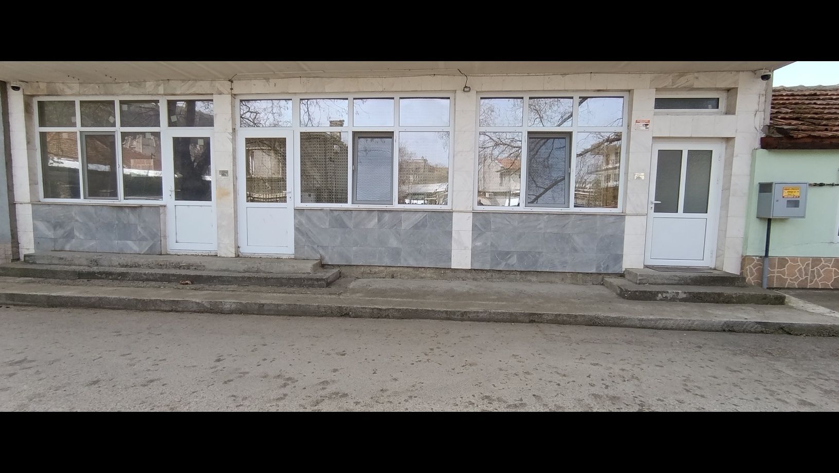 Дава се под наем