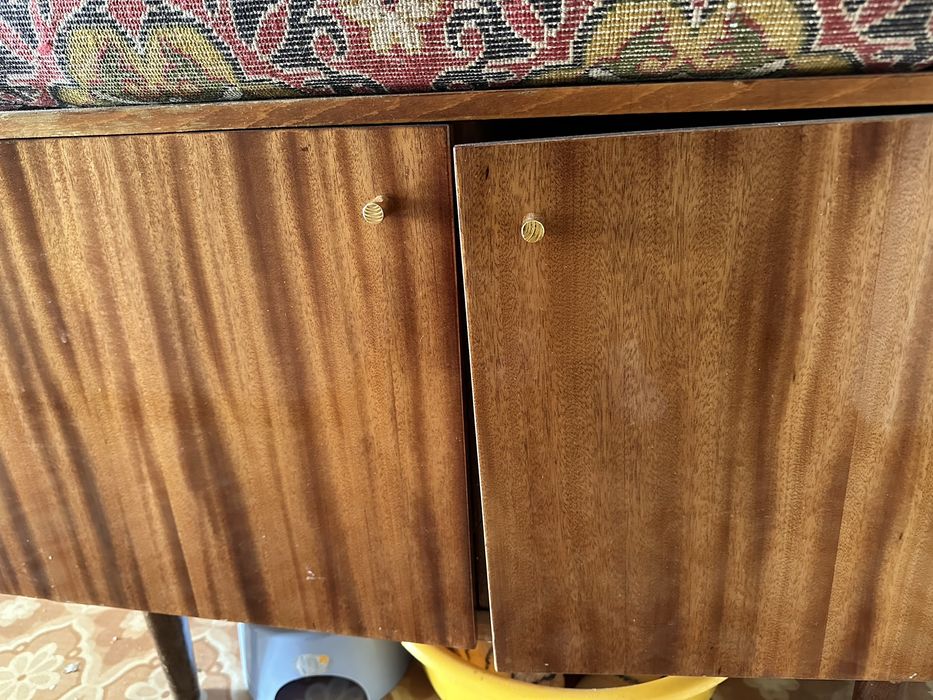 Тумбочка для вещей