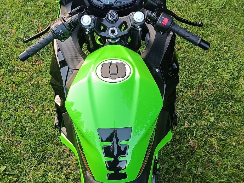 Kawasaki Ninja KRT