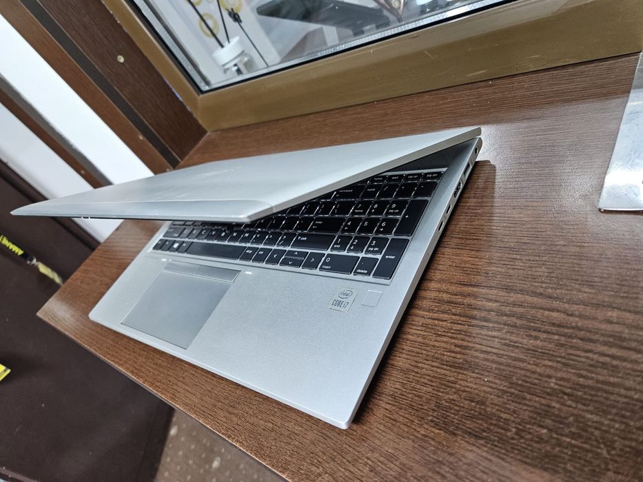 Laptop hp elitebook g7 i7