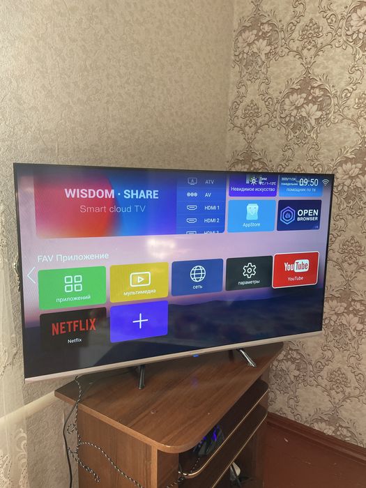 Телевизор  110 диагональ