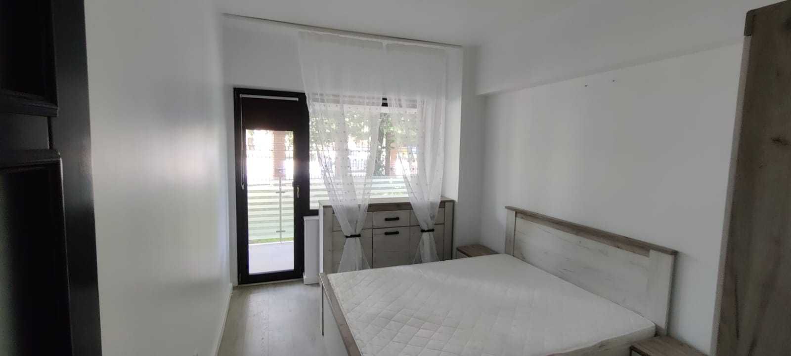 De Inchiriat, Royal Town Copou - 2 camere semi decomandat