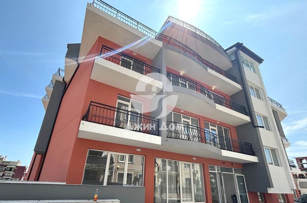 Продава се Двустаен апартамент в Свети Влас - 63 кв.м за 1493 €/кв.м - Снимка #11