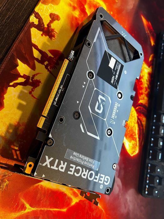 Видео карта ASUS GeForce RTX 5060 Dual OC, 8GB GDDR7, 128-bit