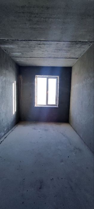 Melodiya tomonda 3 xonali korobka sotiladi