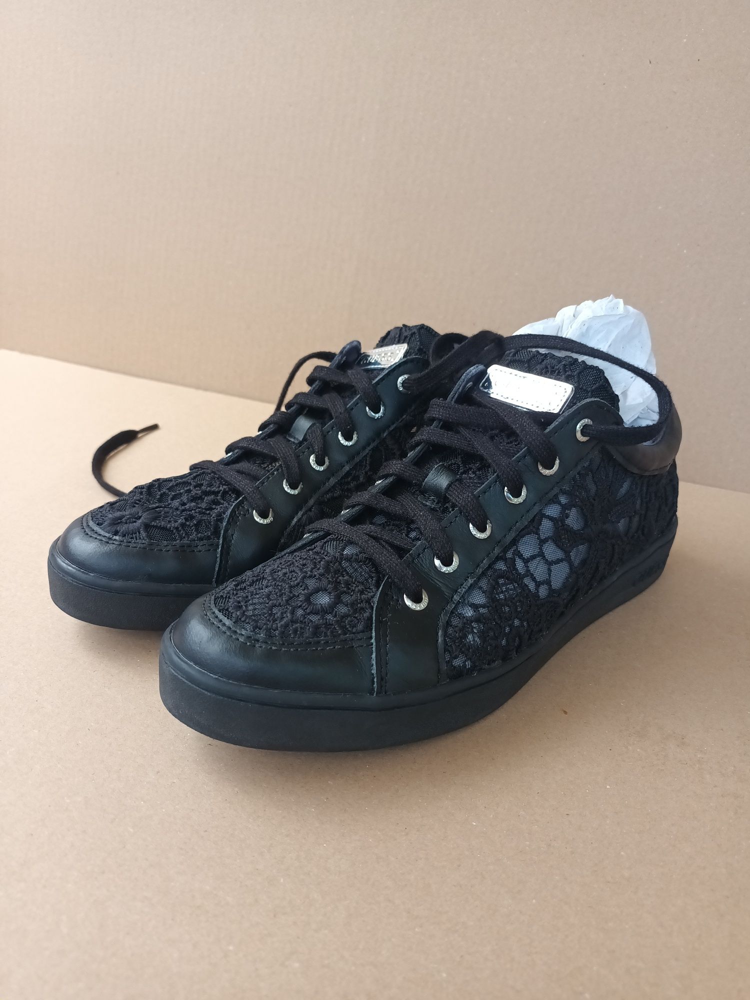 Guess  оригинални дамски
