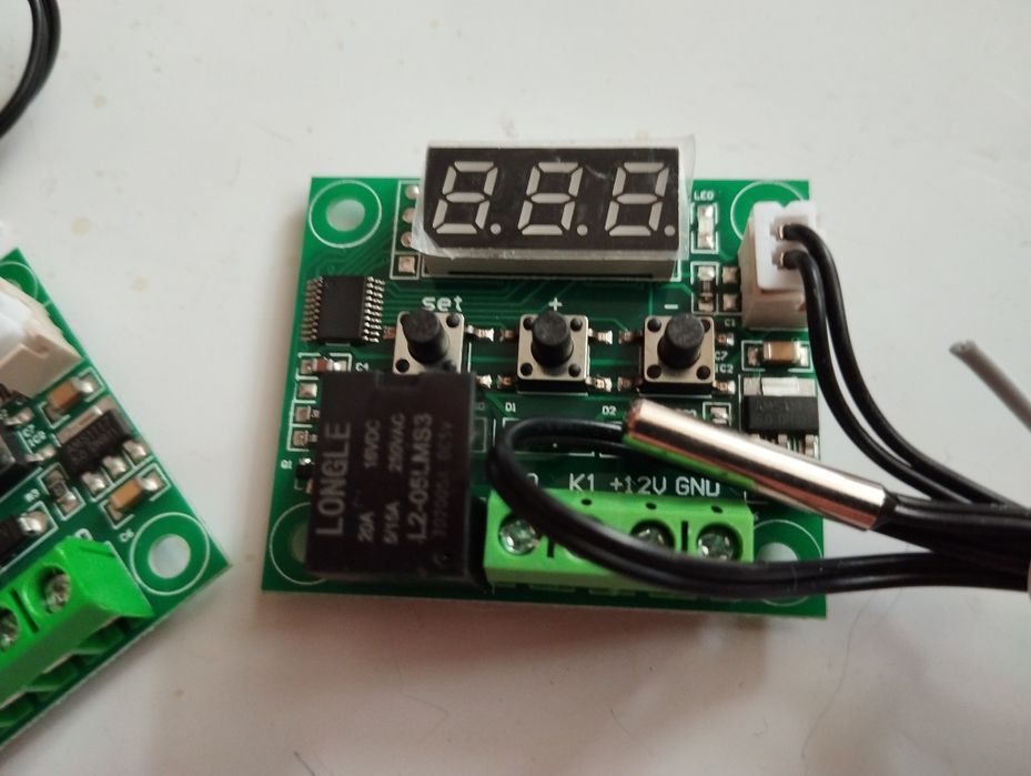 Термоконтроллер .