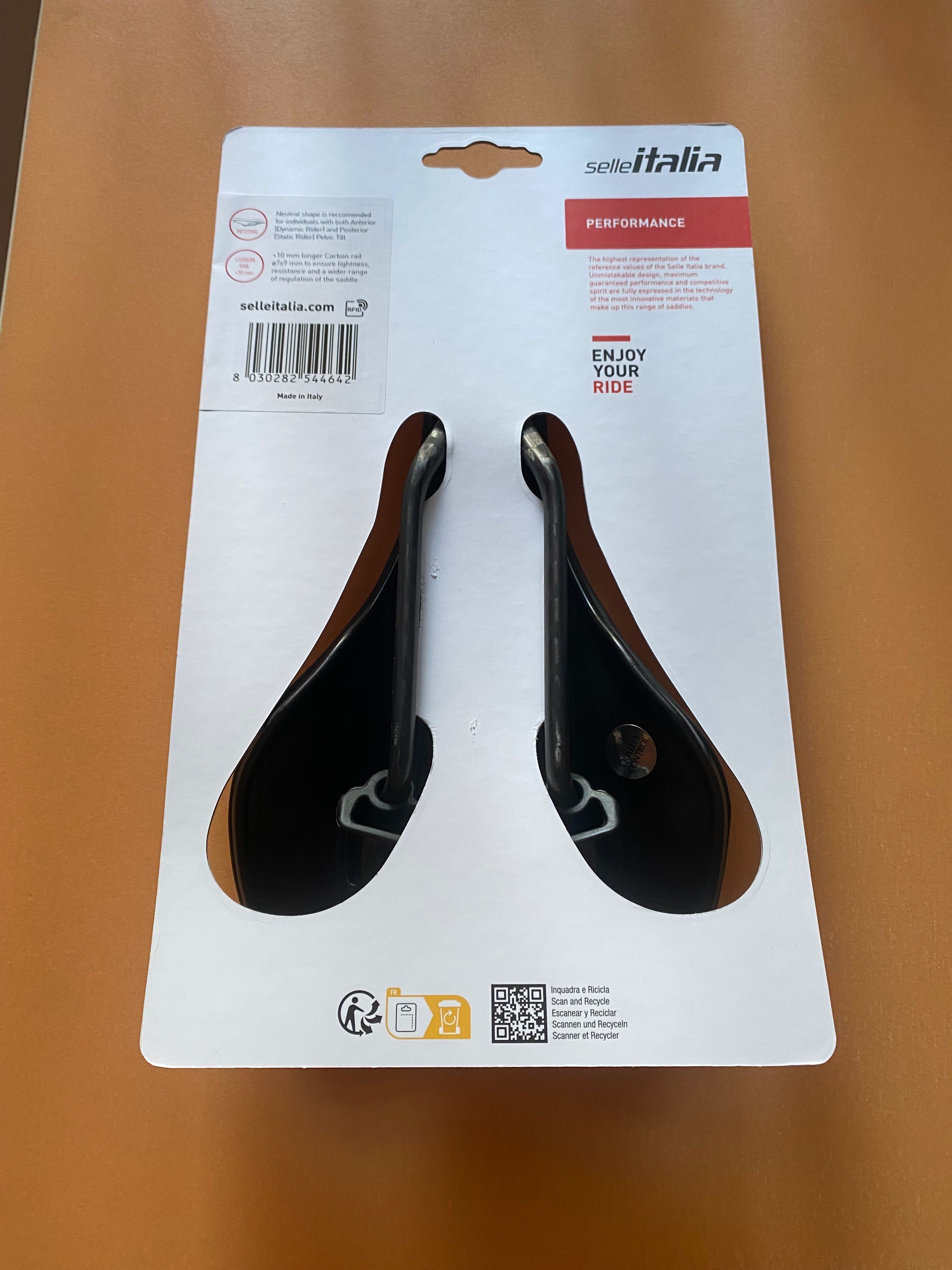 Седалка Selle Italia SLR Boost Pro Team 6.1 Carbonio Superflow