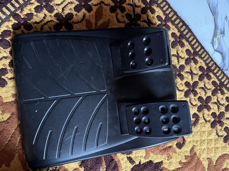 Vand volan logitech driving force