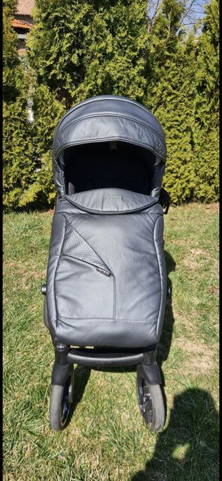 Бебешка количка Junama