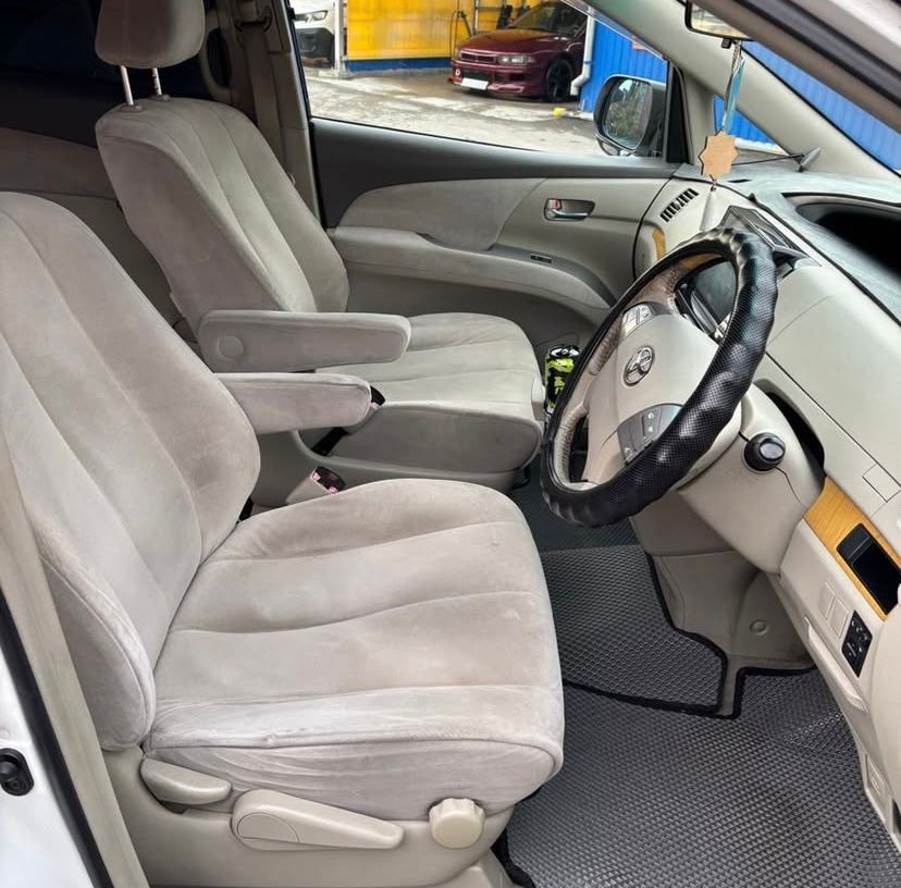 продам машину Toyota Estima